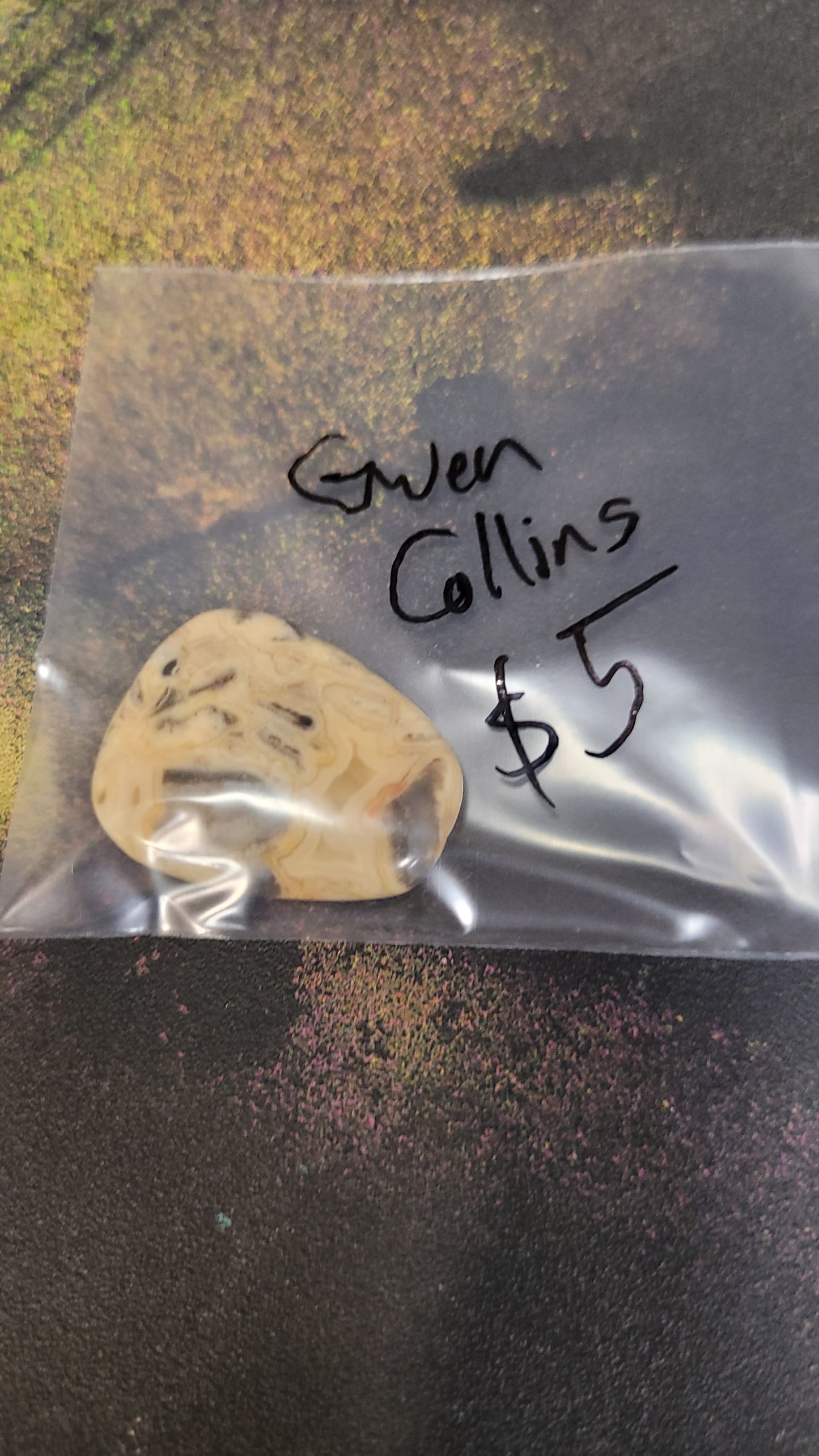 GWEN 5/8 $5