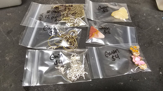 Gwen 6/25 $28