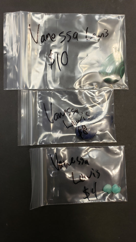 Vanessa Lewis 5/10 $22