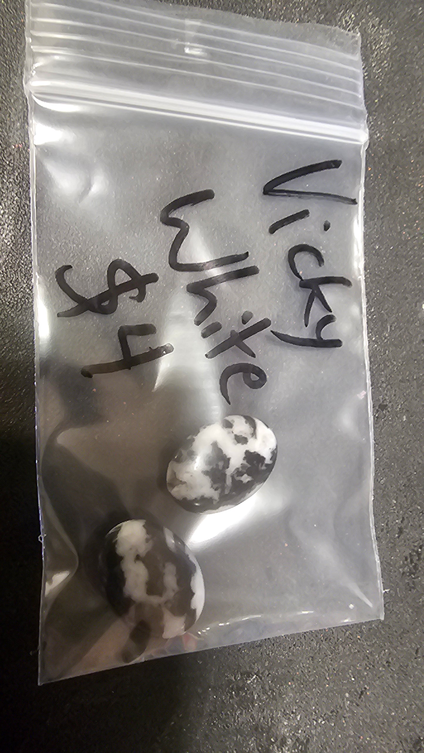 Vicky White 4/29 $28