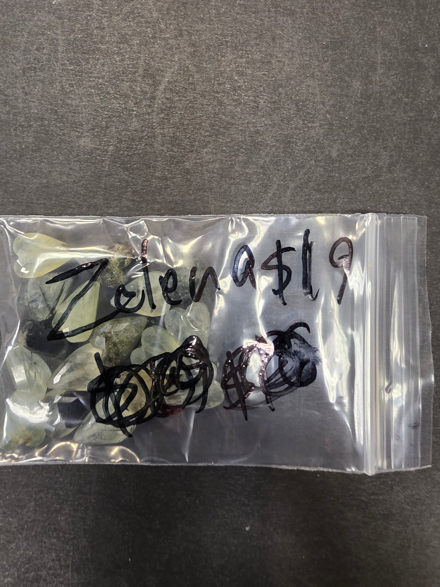 Zelena 8/9 $19