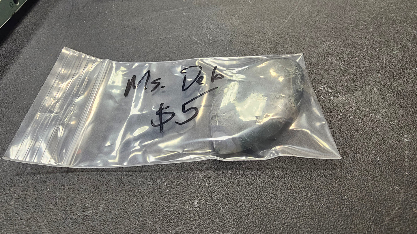 Mz Deb 8/18 $5