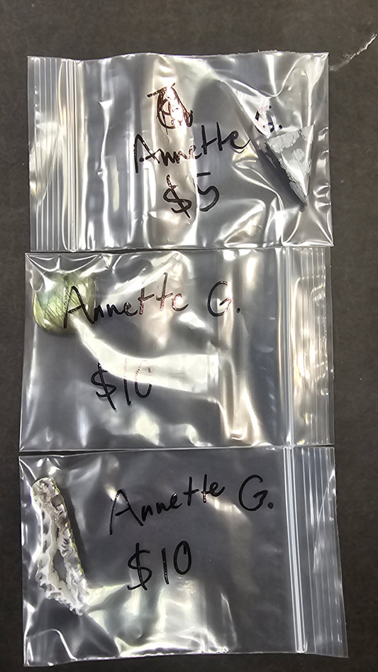 Annette G. at 25 (3/2)