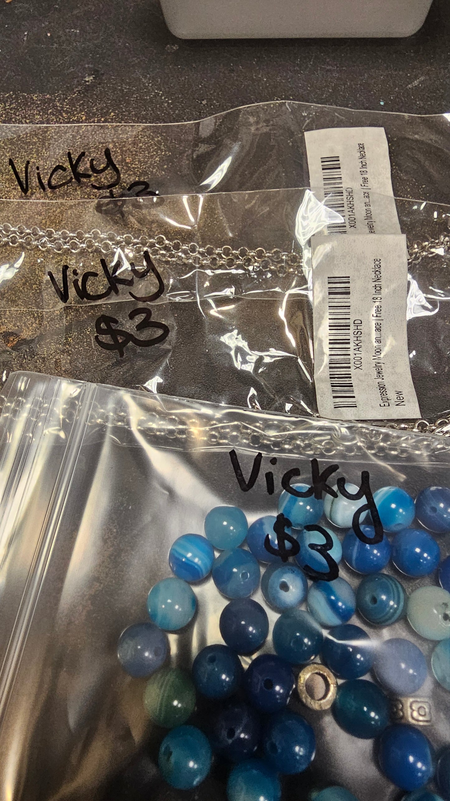 Vicky 6/24 $9