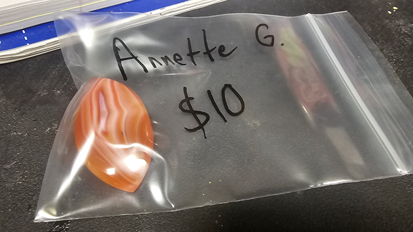 Annette $10 4/8