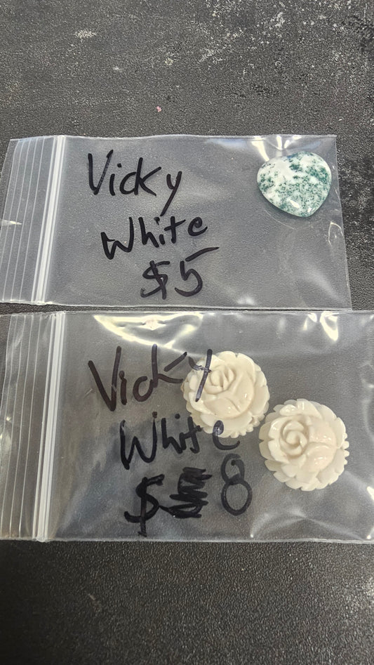 Vicky W 4/27 $13