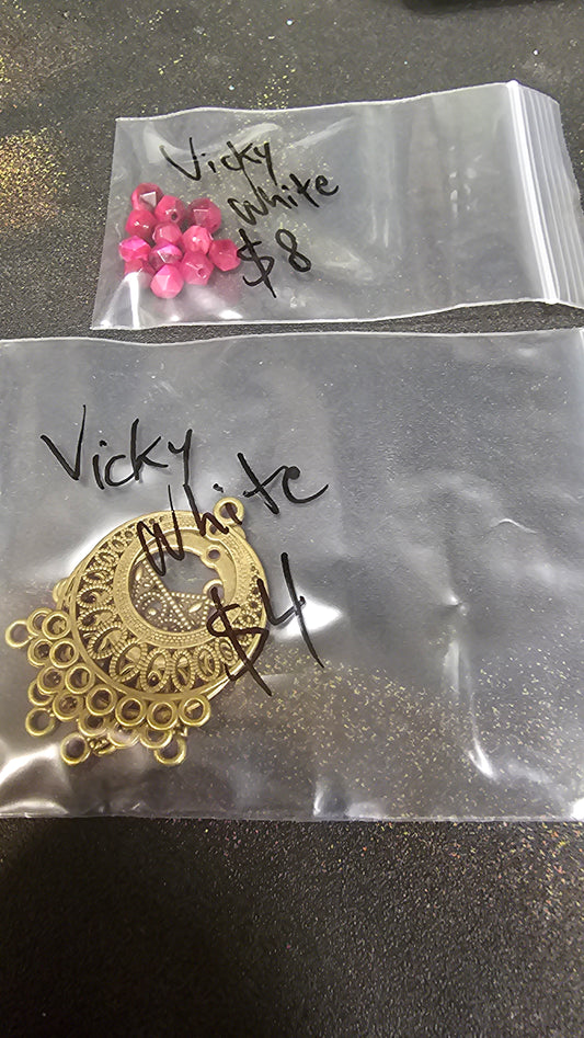 Vicky 5/12 12
